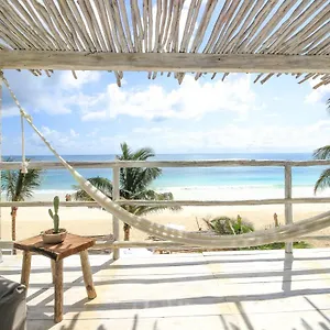 Lamat 2* Tulum