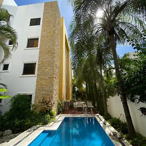 Golondrinas Hotel Playa del Carmen